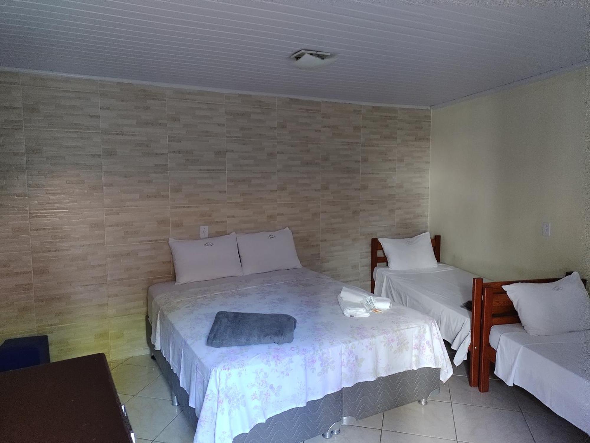 Hospedagem Cantinho Da Vitoria Vila do Abraao Luaran gambar